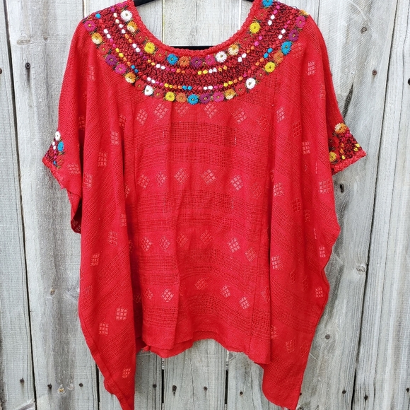 Luna Antigua hand woven huipil top - Picture 4 of 4